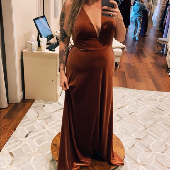 Bridesmaid dress wore once. I am 5’7 - Picture 2 of 3